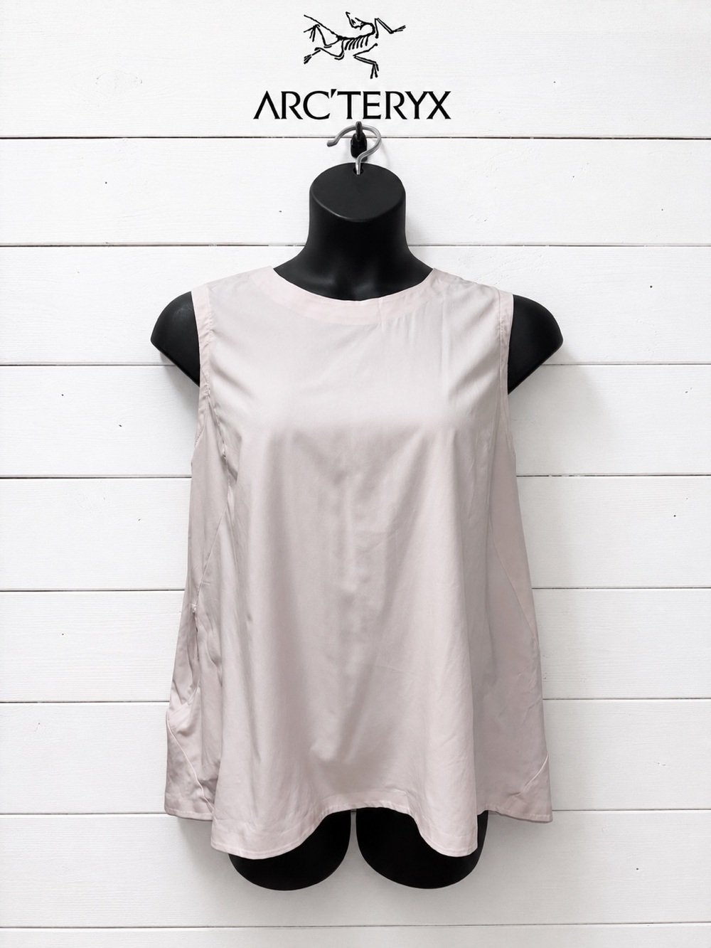 Arc’teryx Women’s Sleeveless Performance Top – Light Pink – Size XL
